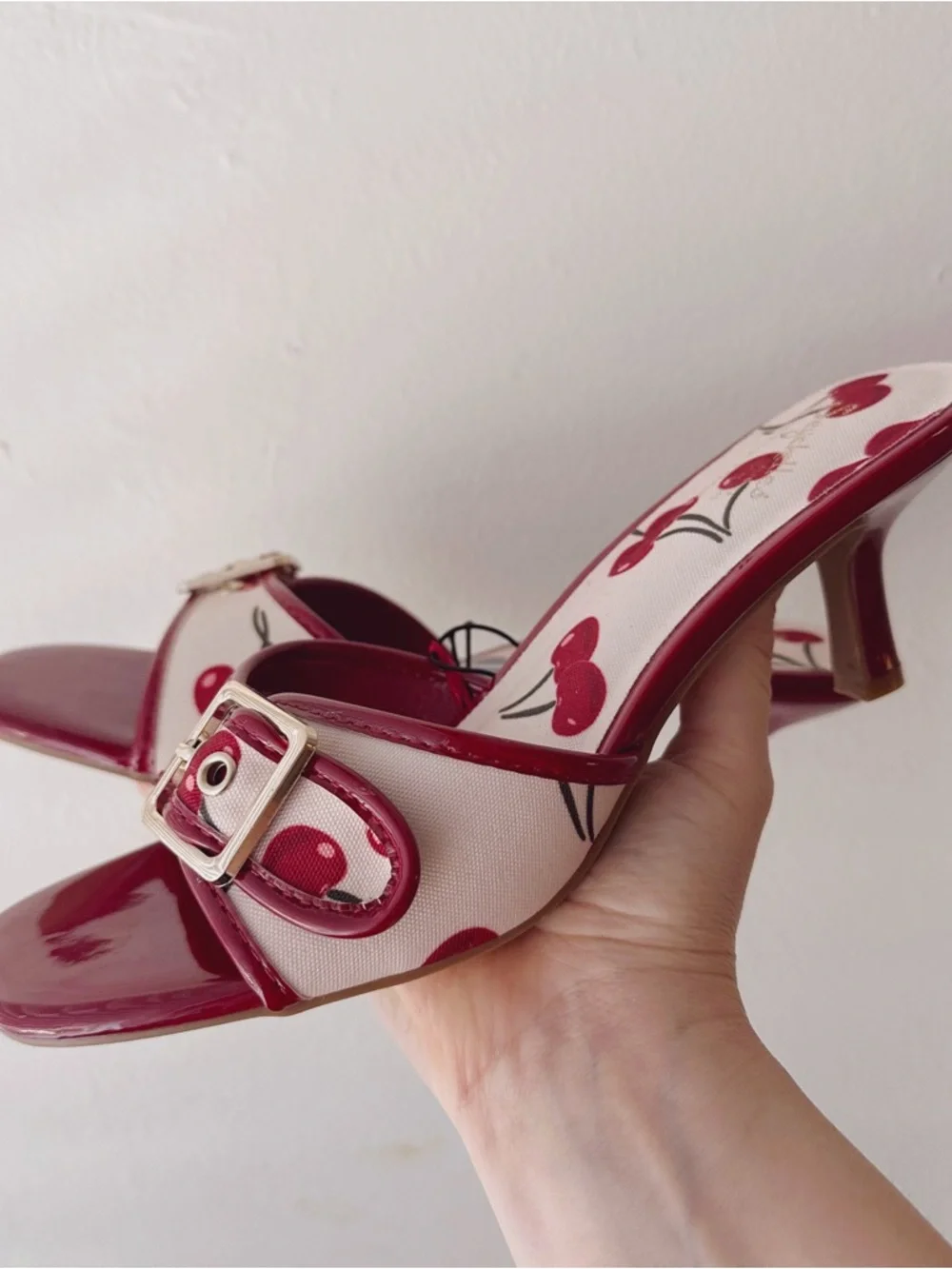 Seychelles • Kitten Heel Mule in Cherry Cream/Red - Picture 1 of 12